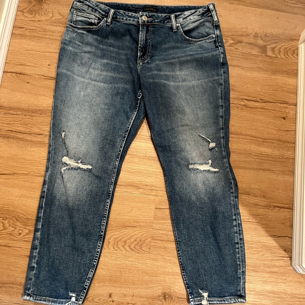 Silver Jeans Women's Boyfriend Fit Distressed Denim